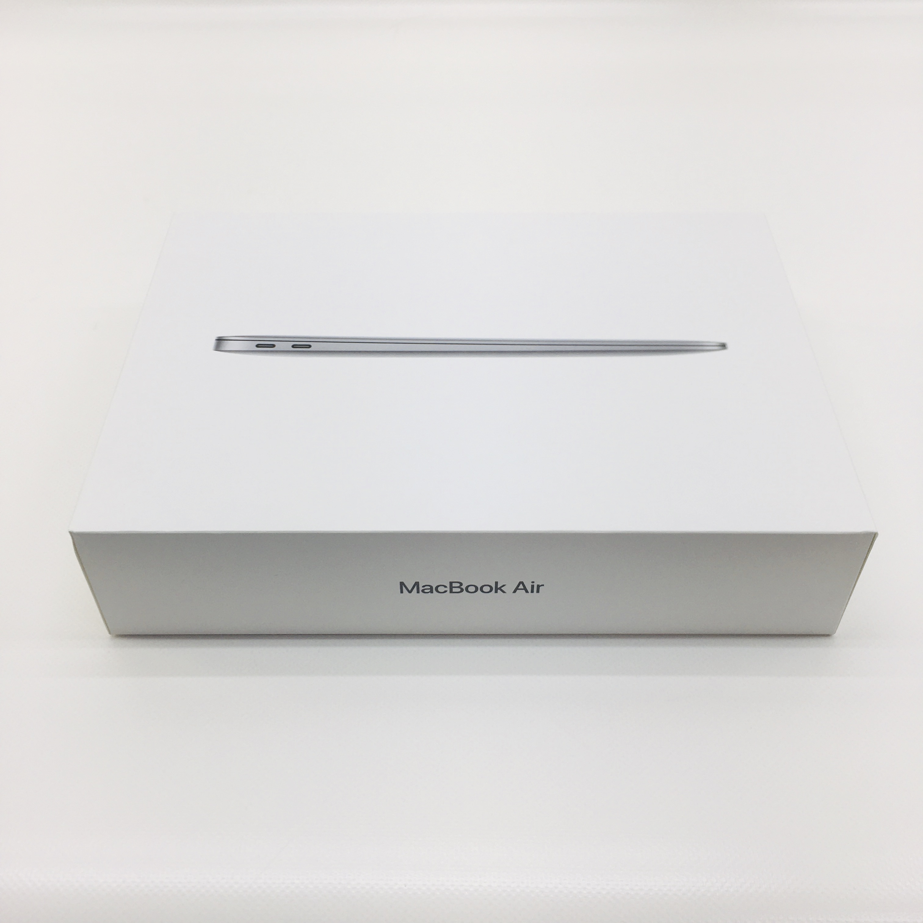MacBook Air 13" M1 2020 (Apple M1 3.2 GHz 8 GB RAM 256 GB SSD), Silver, Apple M1 3.2 GHz, 8 GB RAM, 256 GB SSD, image 7